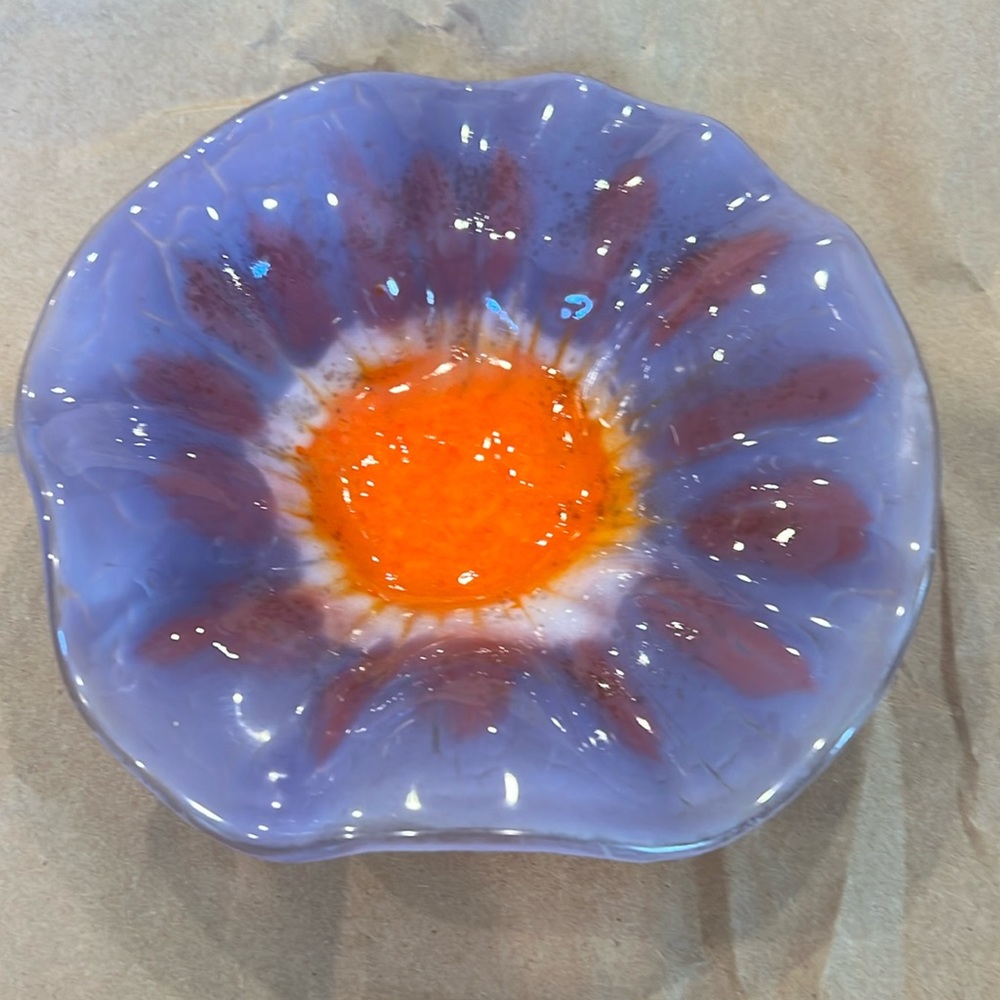Glass bowl